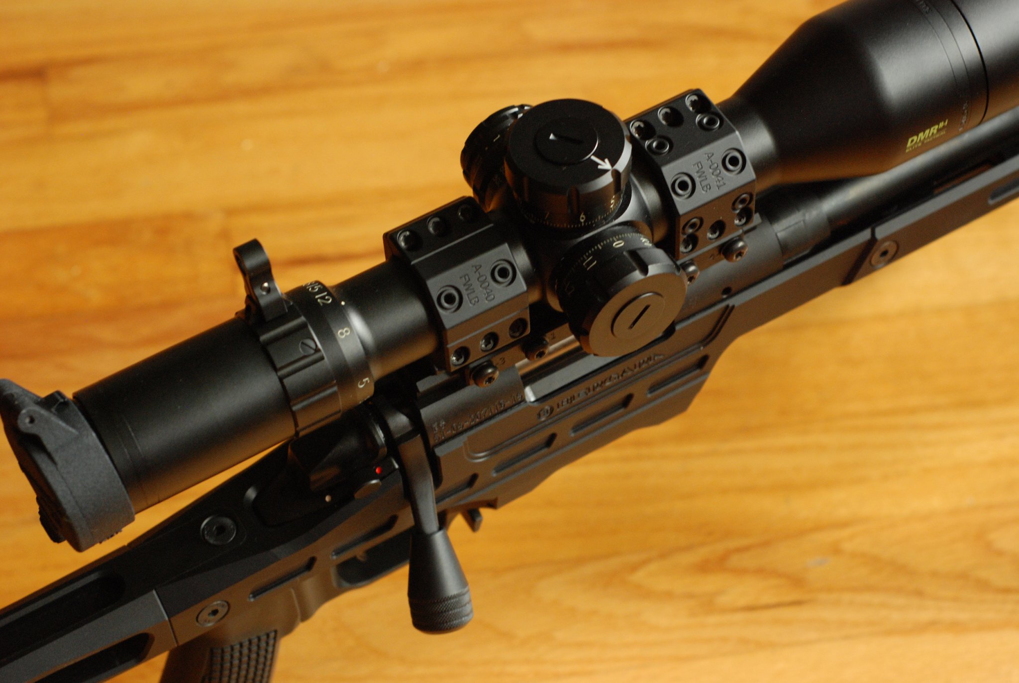 04 Scope and Mount Right.jpg