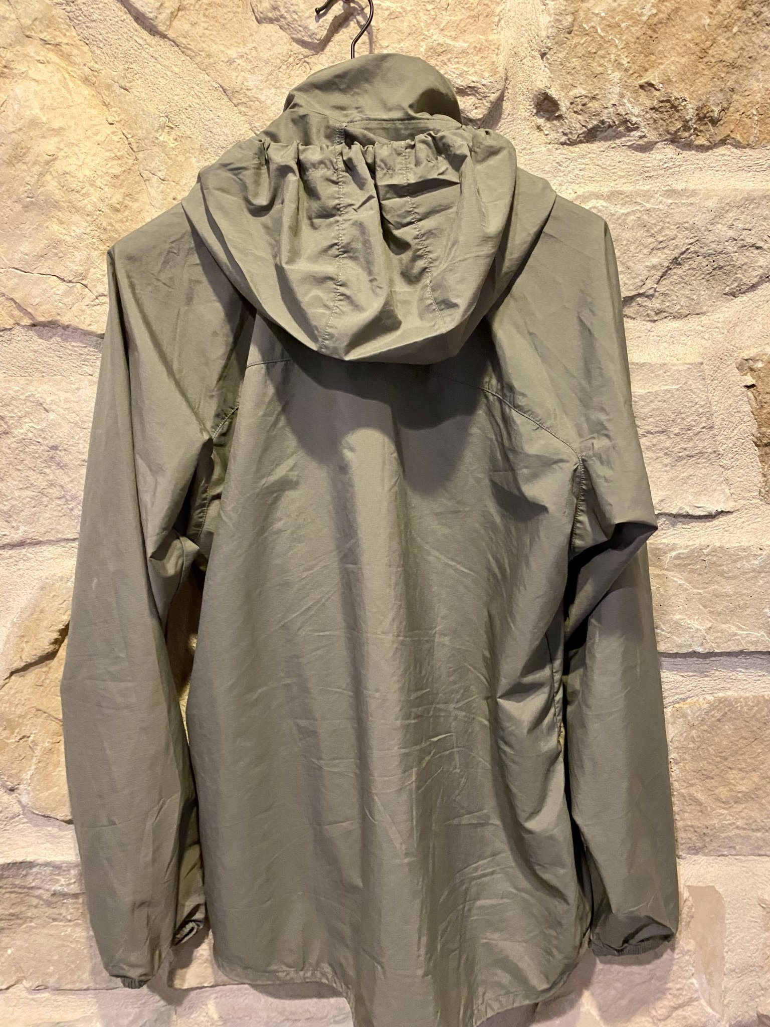 SOLD - $SOLD Patagonia Military Level 4 Windshirt L | Sniper's Hide Forum