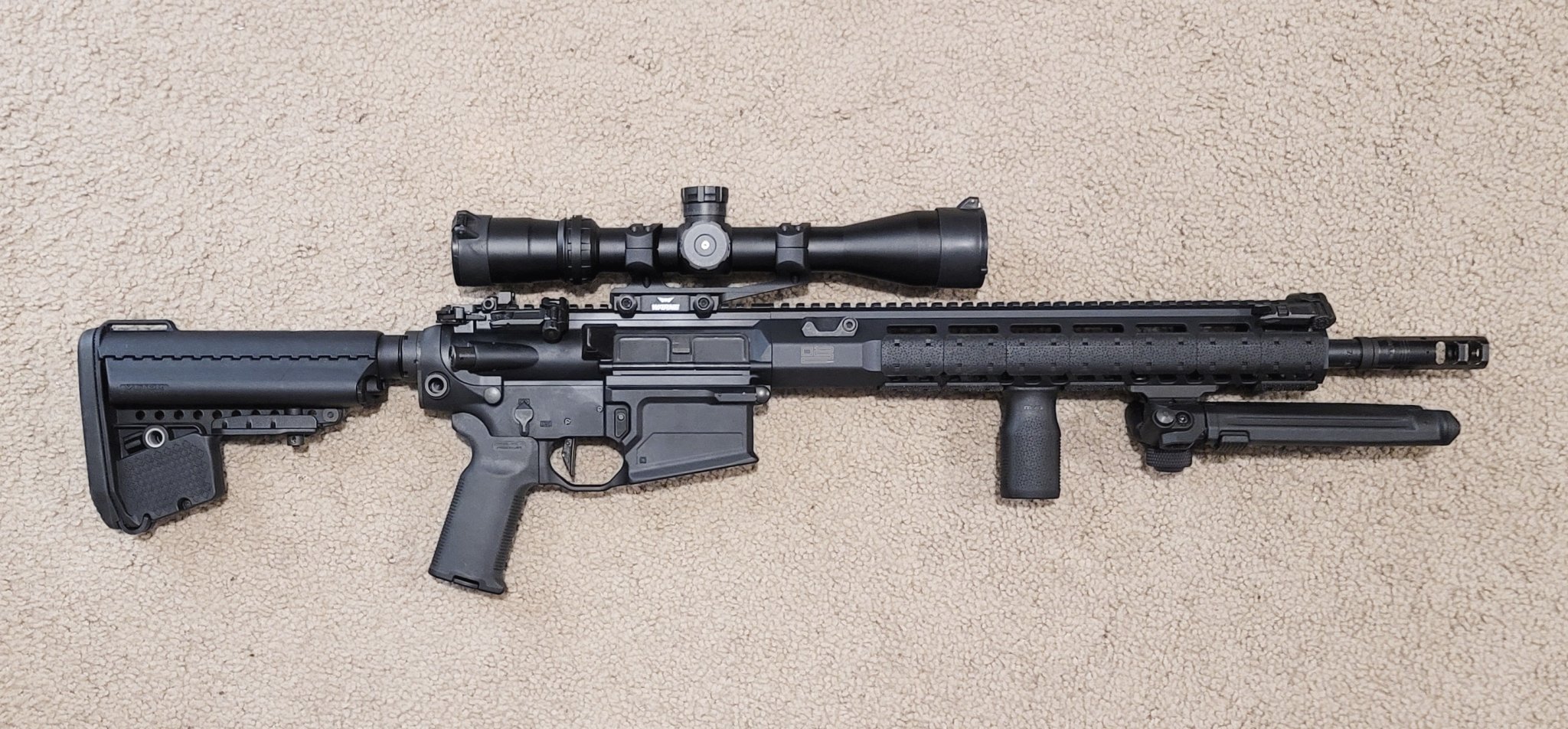 10 SIG 716I Tread.jpg