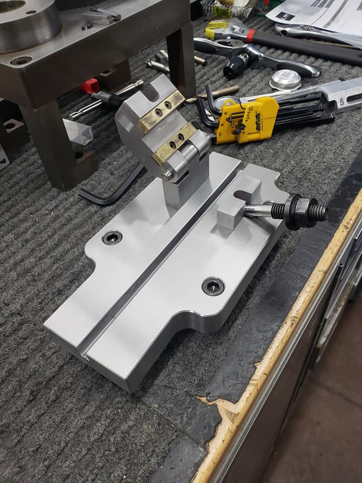 7035249