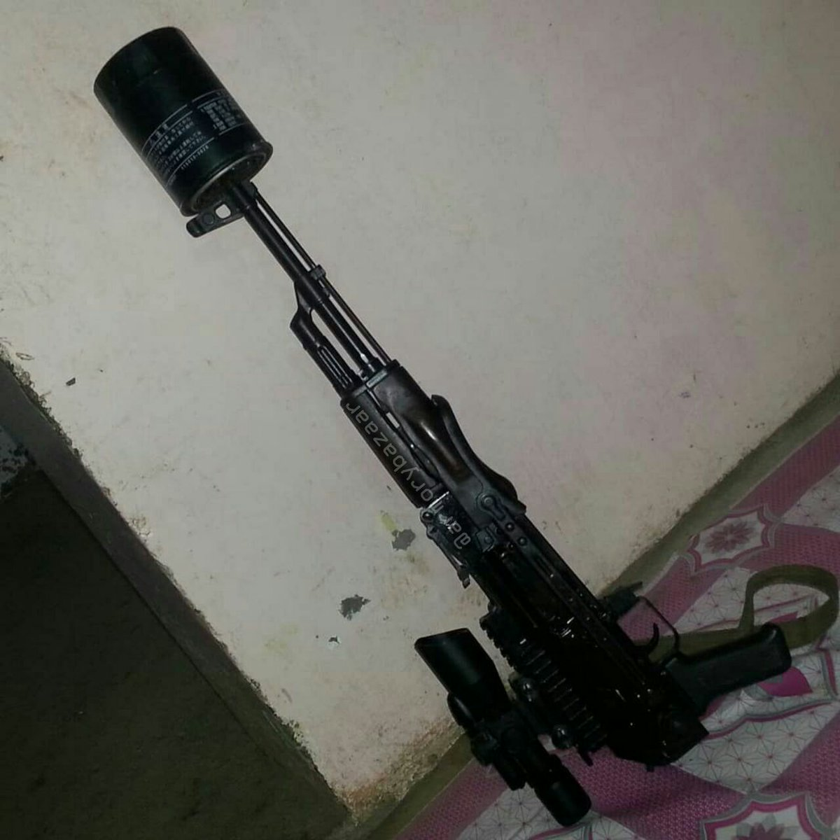7040578