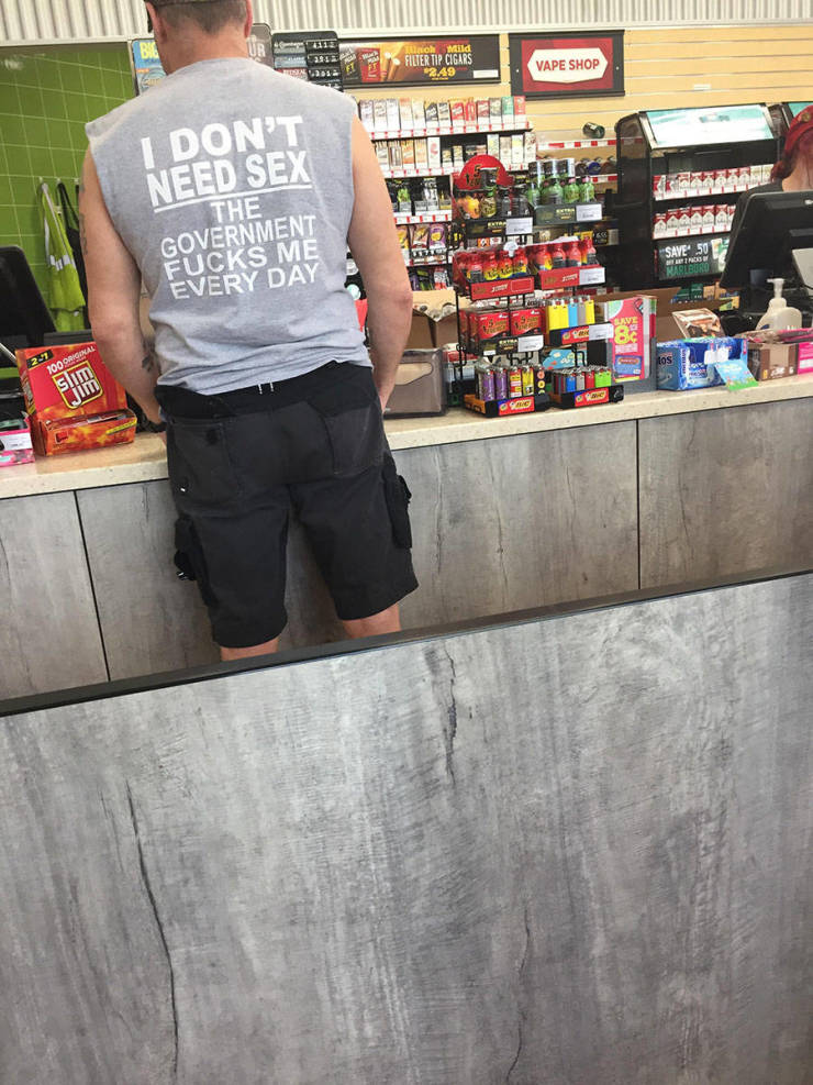 7083632