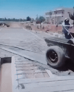 1566191151397.gif