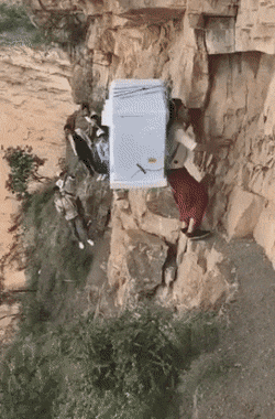 1576193475506.gif