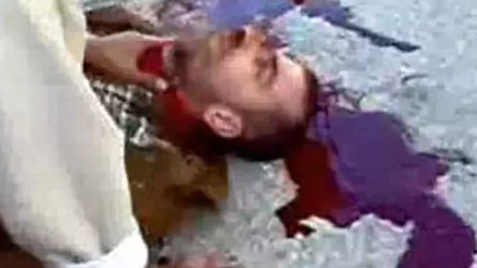 1605562783601.png   Never jump into a fight when the guy on the other side can end you from the next district...