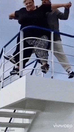 1686825155_00.gif