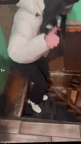 1693822426_9.gif