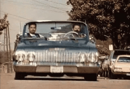 1698033702091.gif