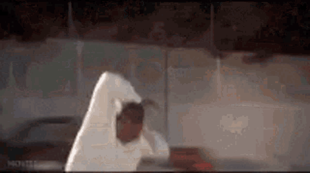 1755299185143.gif