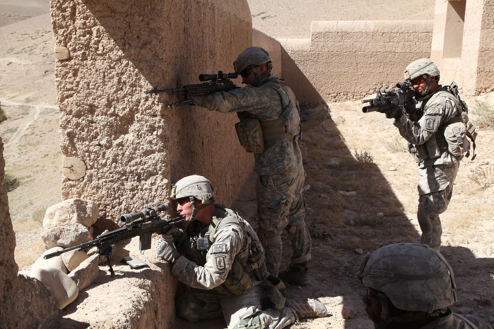 1920px-503rd_Infantry_Rgt__prepare_to_engage_enemy_in_Chaki_Wardak_District_2010-09-25.jpg