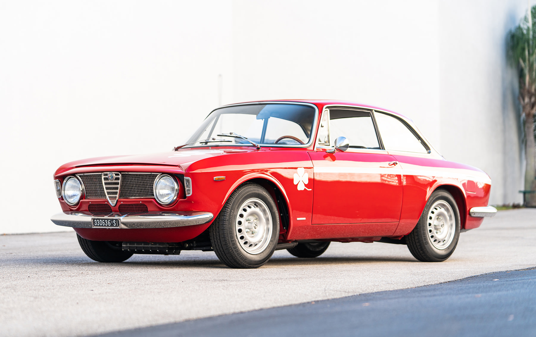 1968_Alfa_Romeo_Giulia_Sprint_GTA_1300_JS_8_z3b2av.jpeg