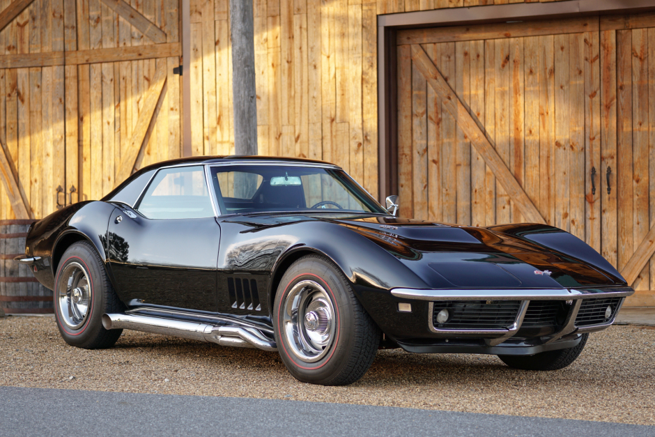 1968_chevrolet_corvette_15472255045d565ef66e7dffDSC06455.jpg