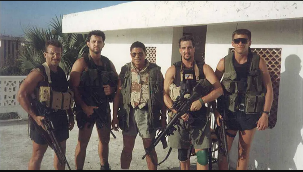 1993_SEALs_Somalia_M25.png