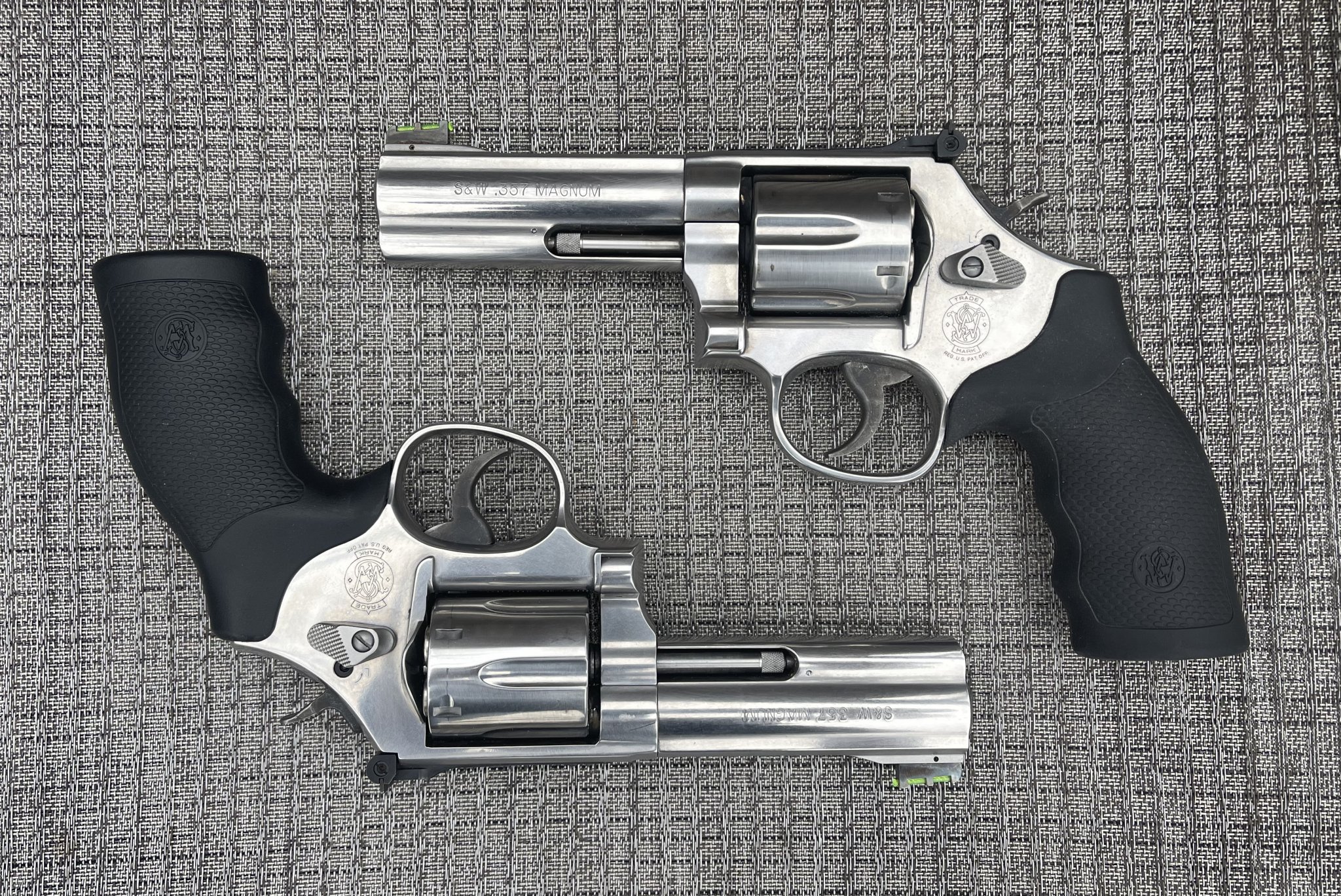 2 each S&W 686.JPG