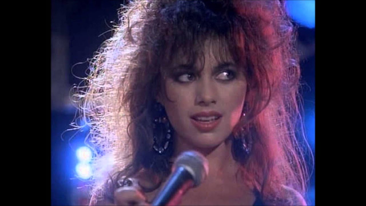 20-Sexy-Photos-Of-Susanna-Hoffs-Which-Will-Leave-You-Speechless.jpg