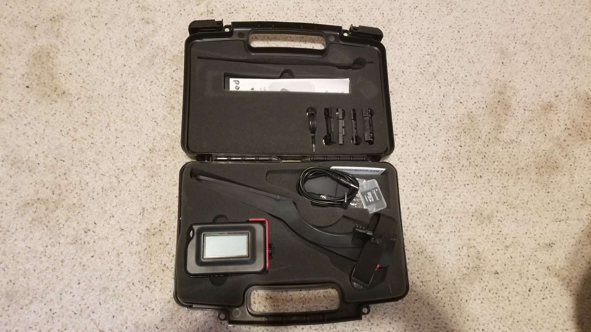 7102561