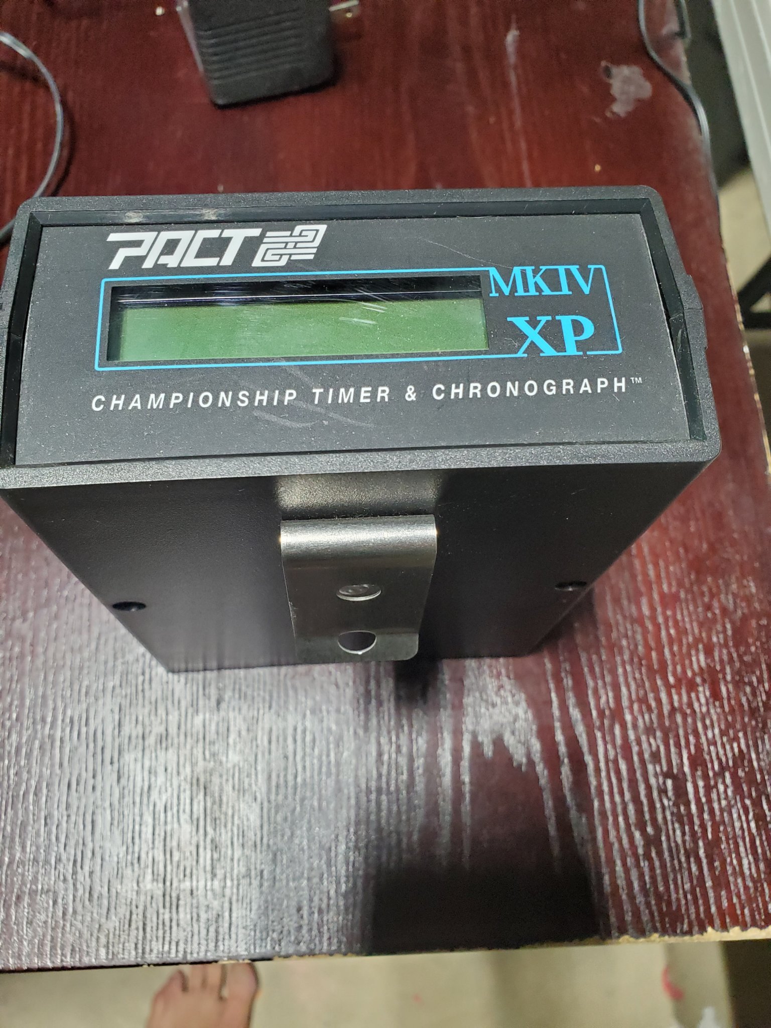 7107945
