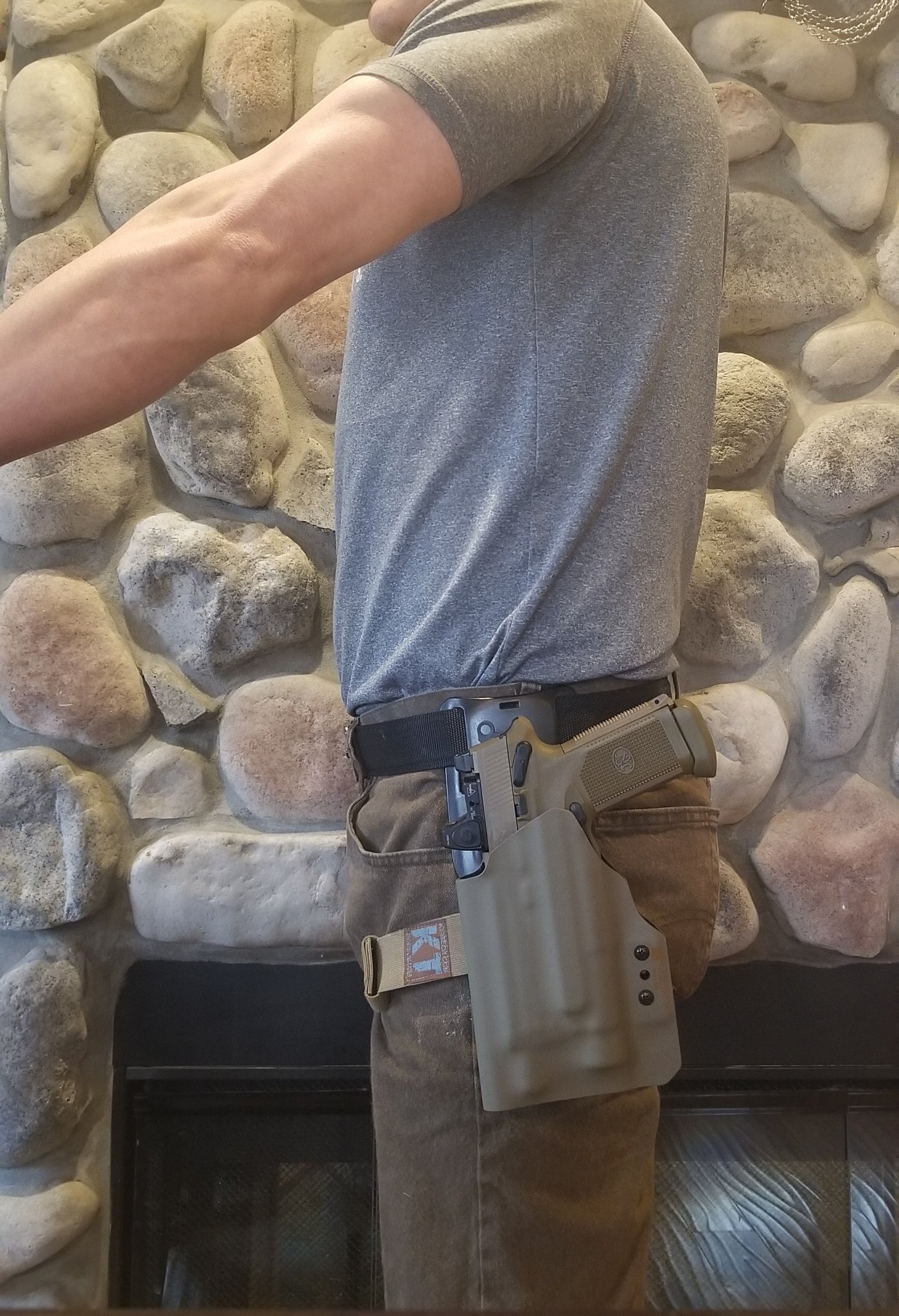 Drop Leg holster for FN FNX 45 with light and red dot