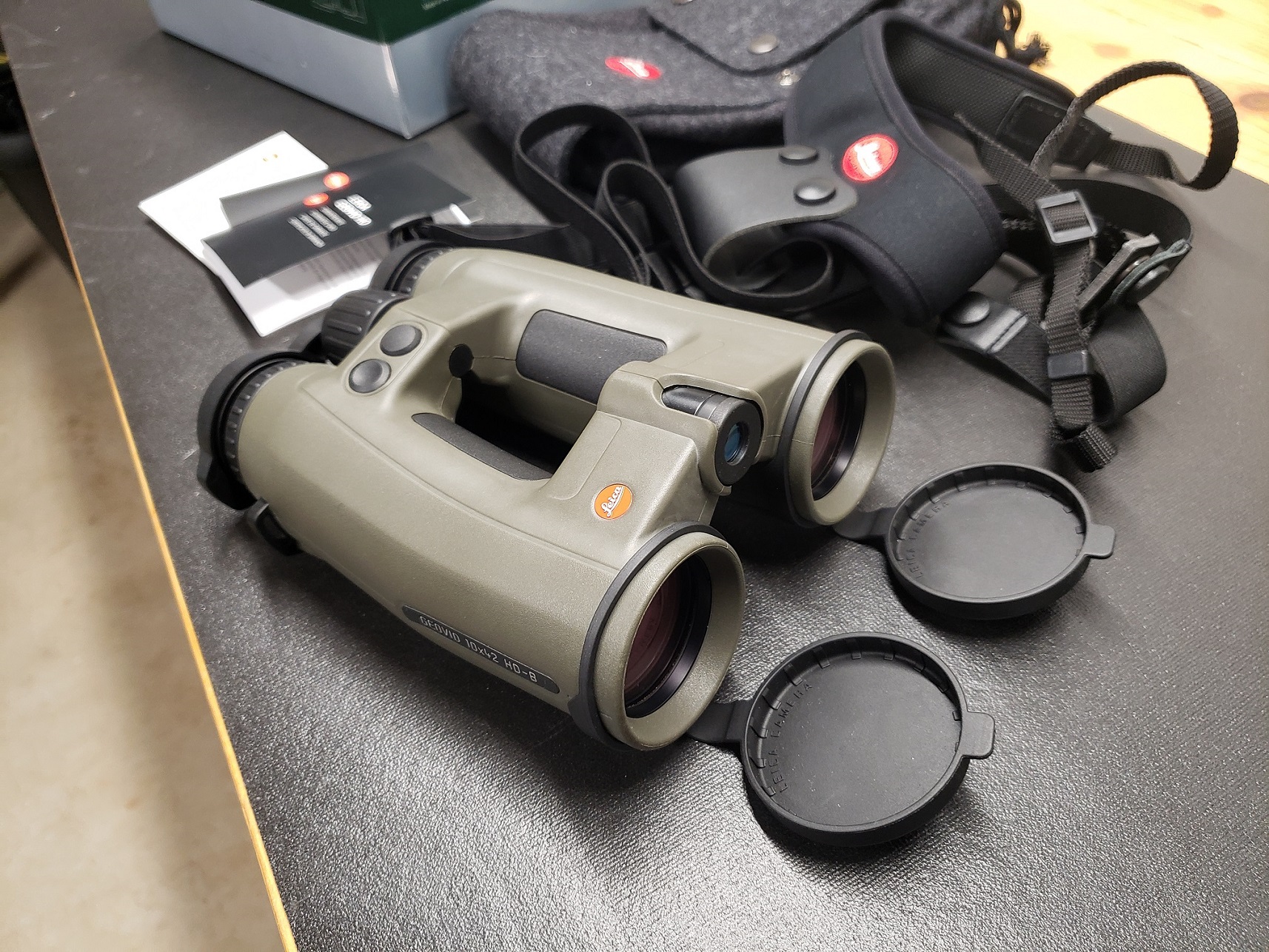 Leica 8x42 hd best sale b