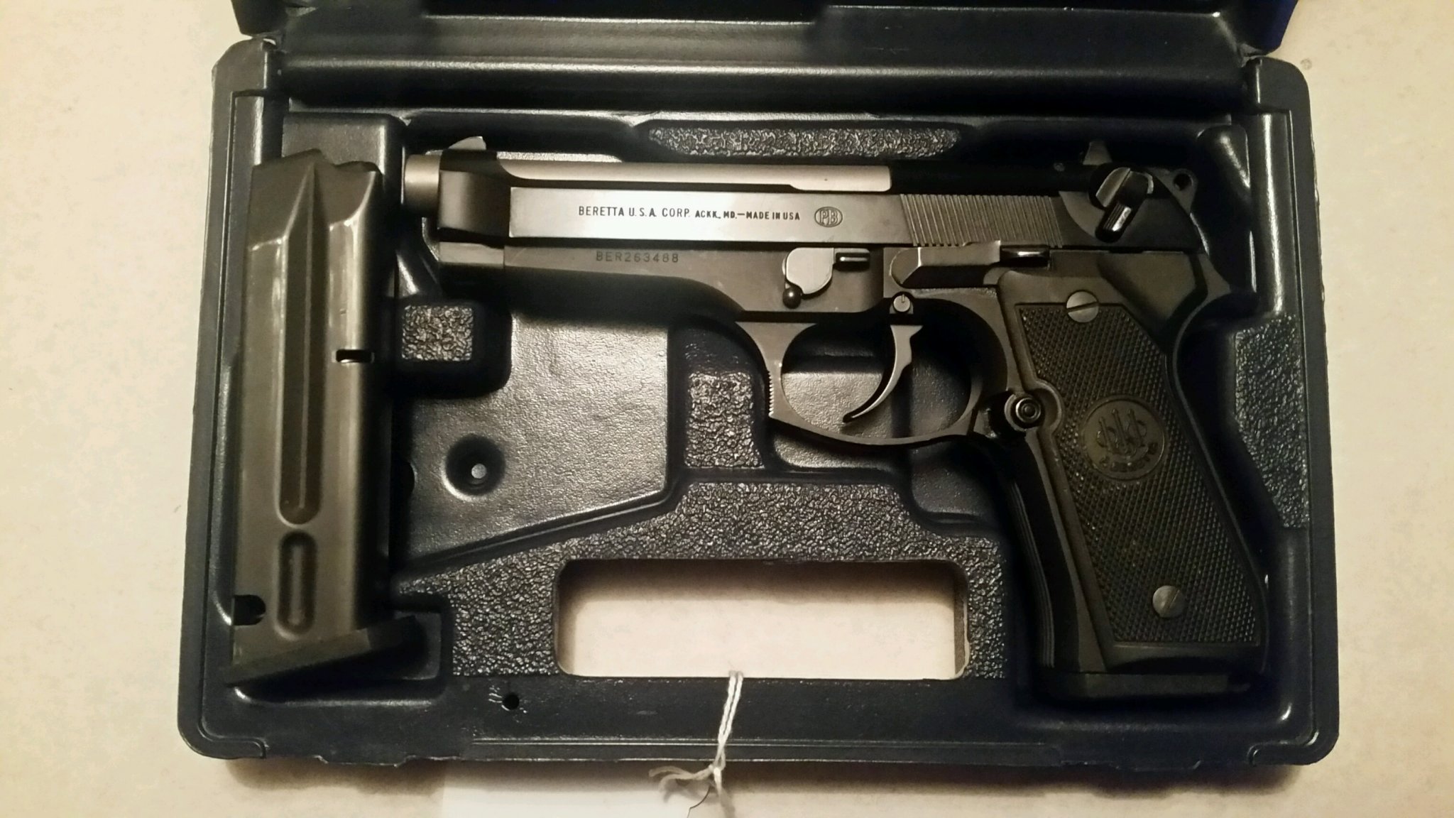 EN)Western Arms (WA) Beretta 92fs Die Hard Black version