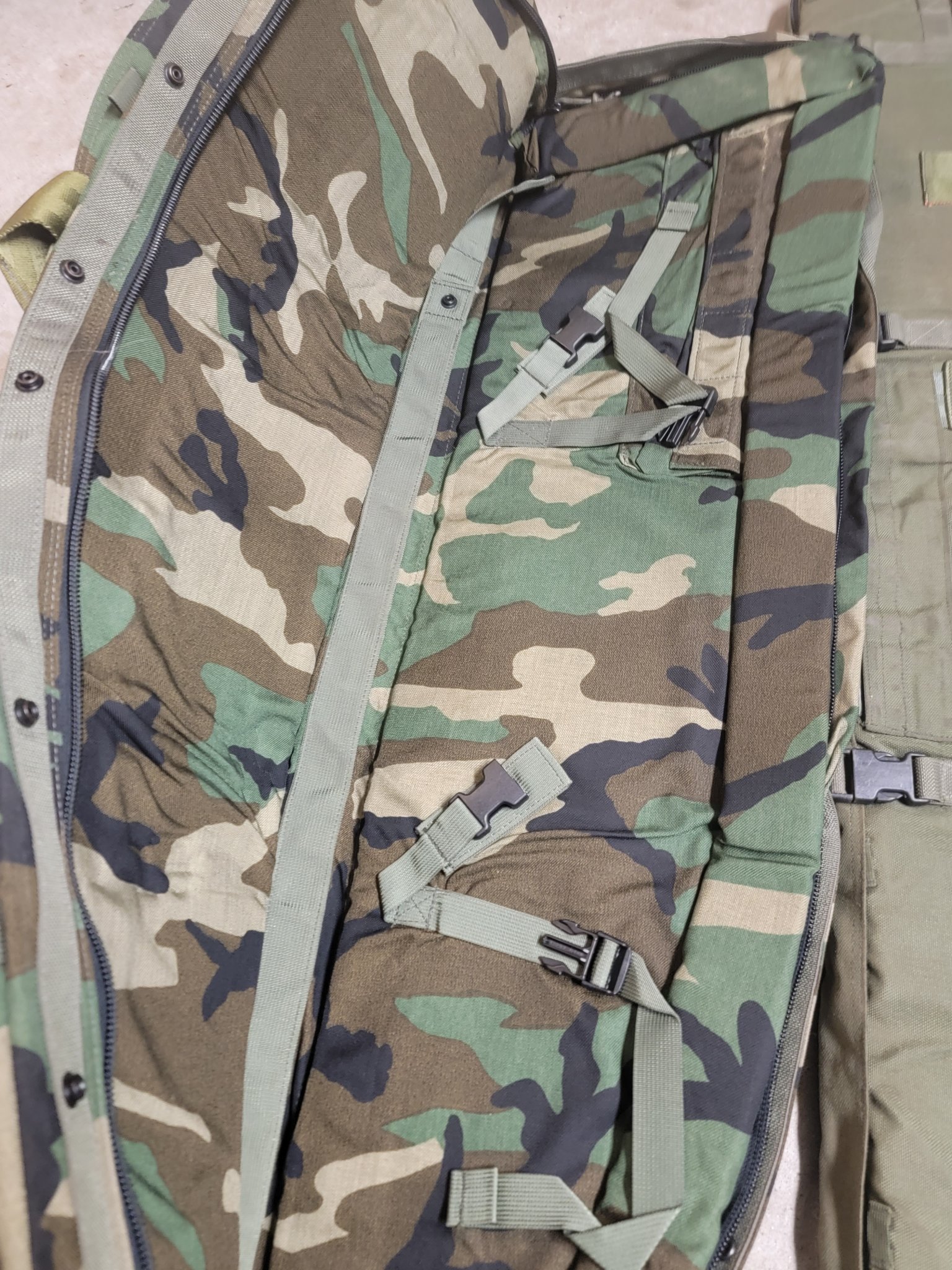 SOLD - Eagle Industries Drag bag and HSRC for sale ! | Sniper's Hide Forum