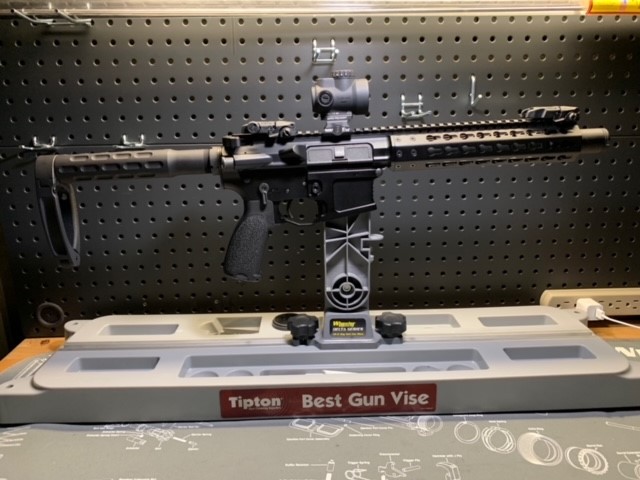 22AR.jpg