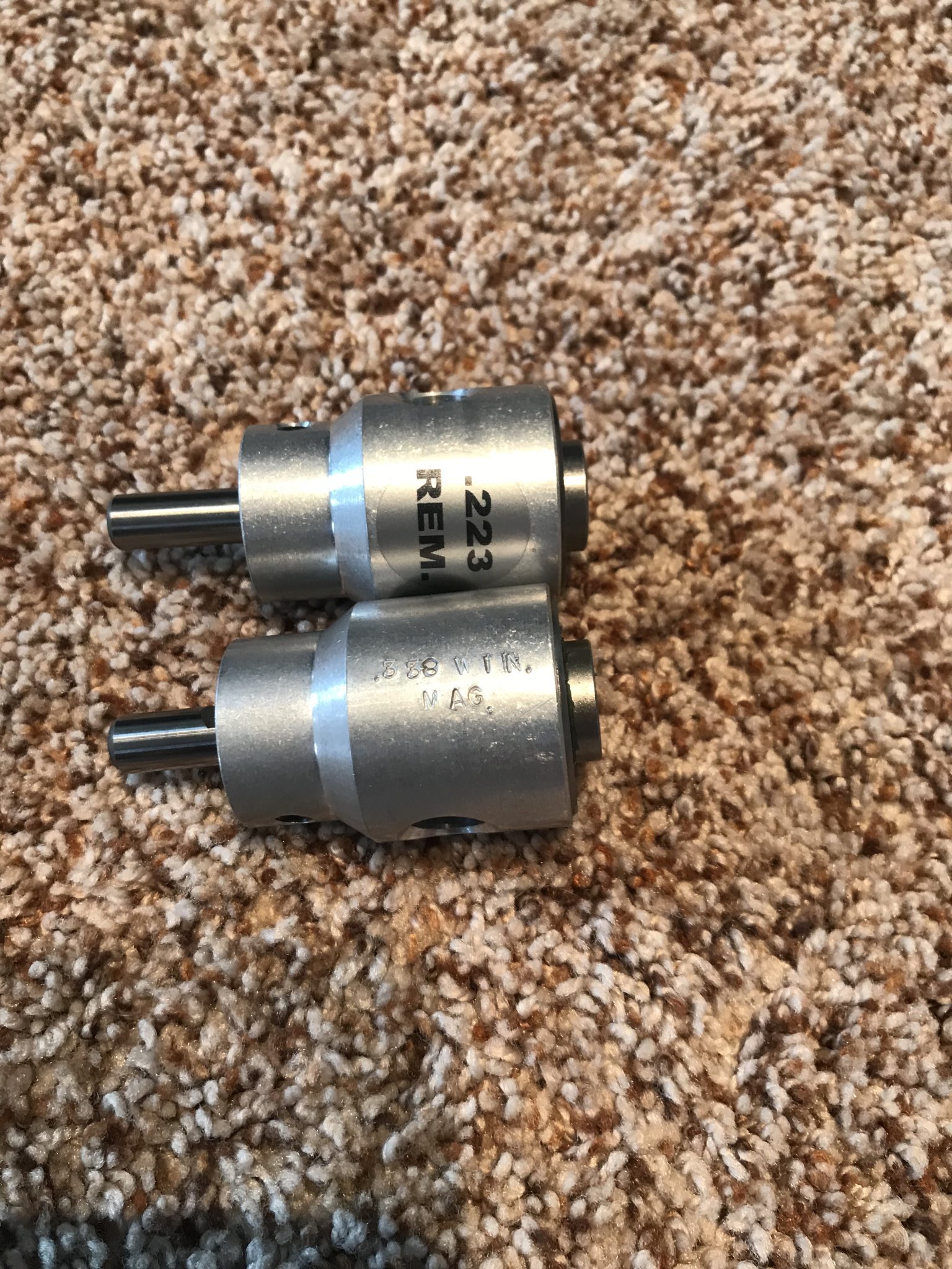 7060003
