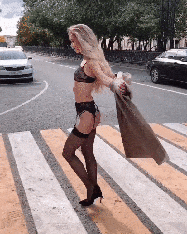 2E61C907-3D9C-40E9-BDB4-0997528CEF58.gif