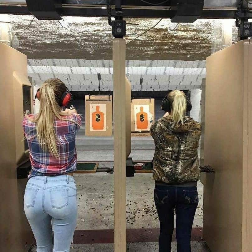 45vs9mm.jpg