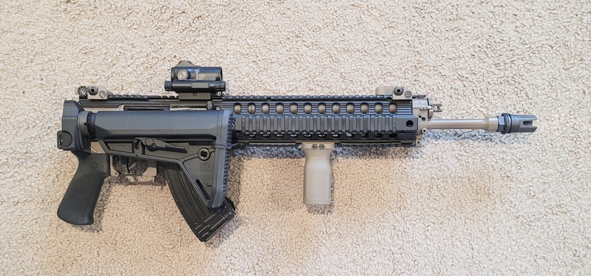 5 SIG 556R Gen2.jpg