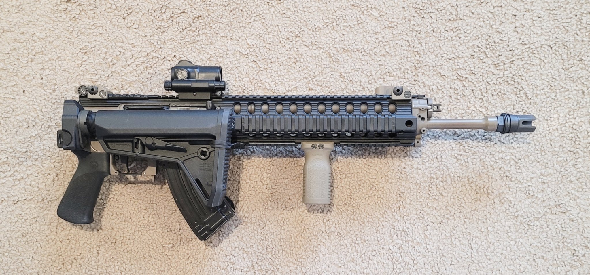 5 SIG 556R Gen2.jpg