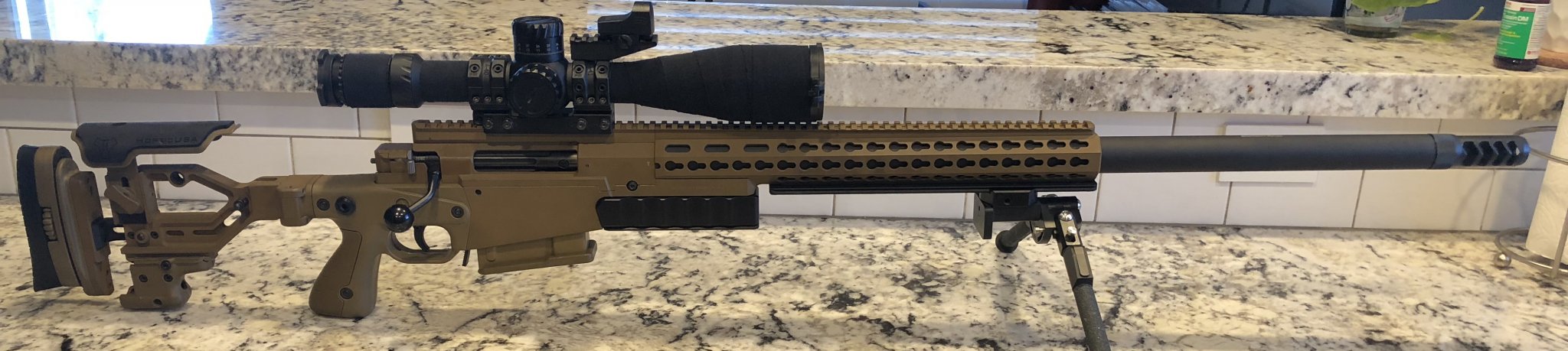 7054101
