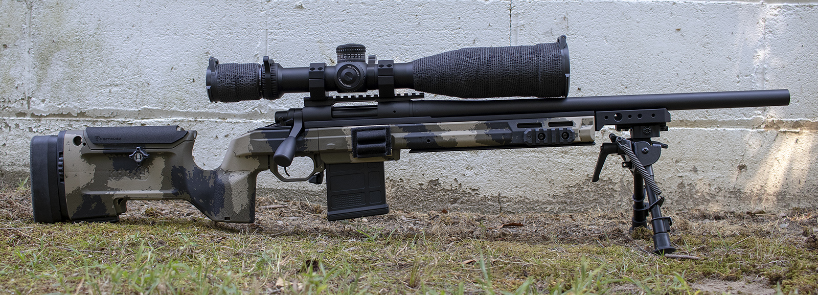 700P-1Md.jpg