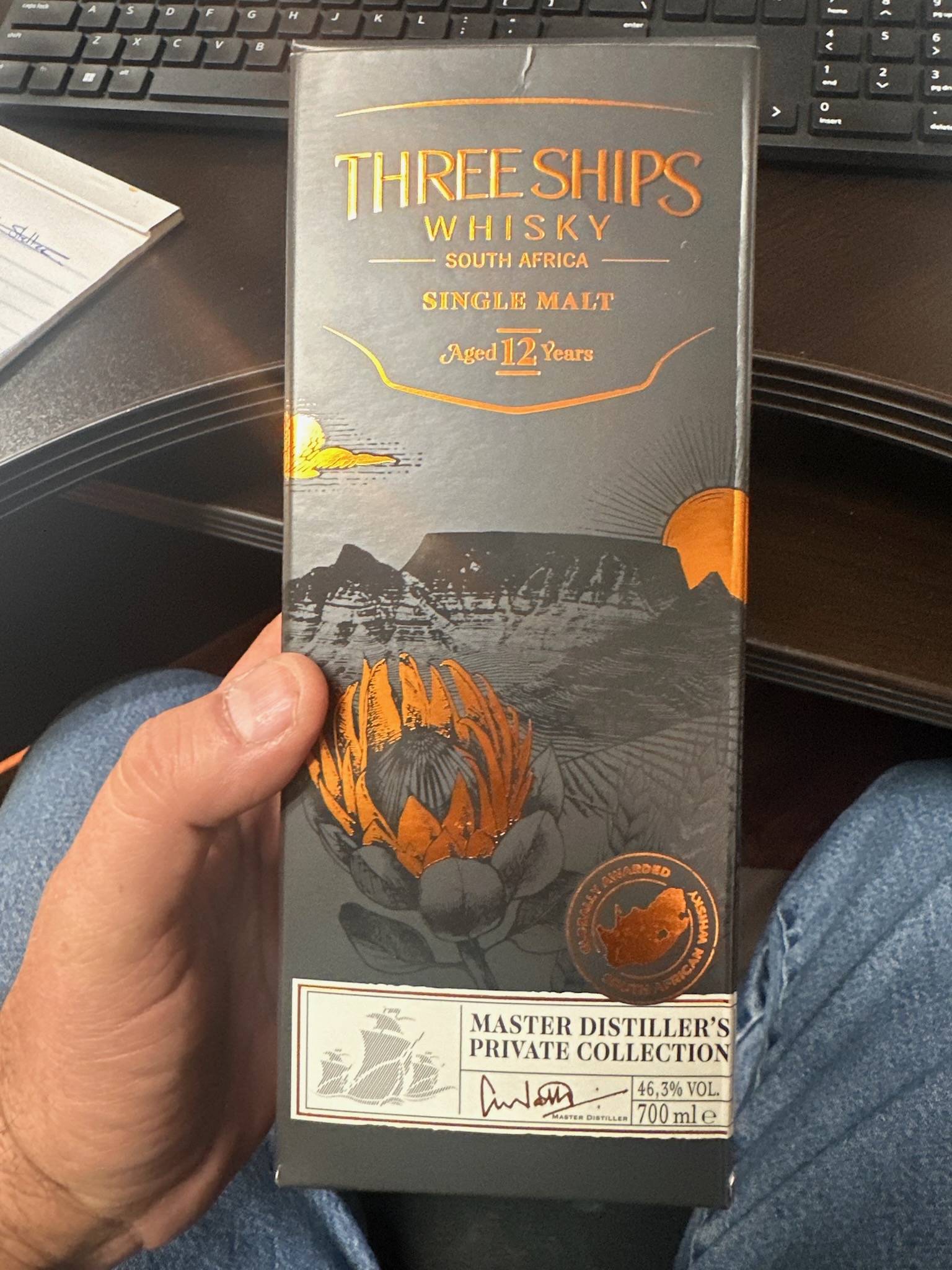 724949160.jpg