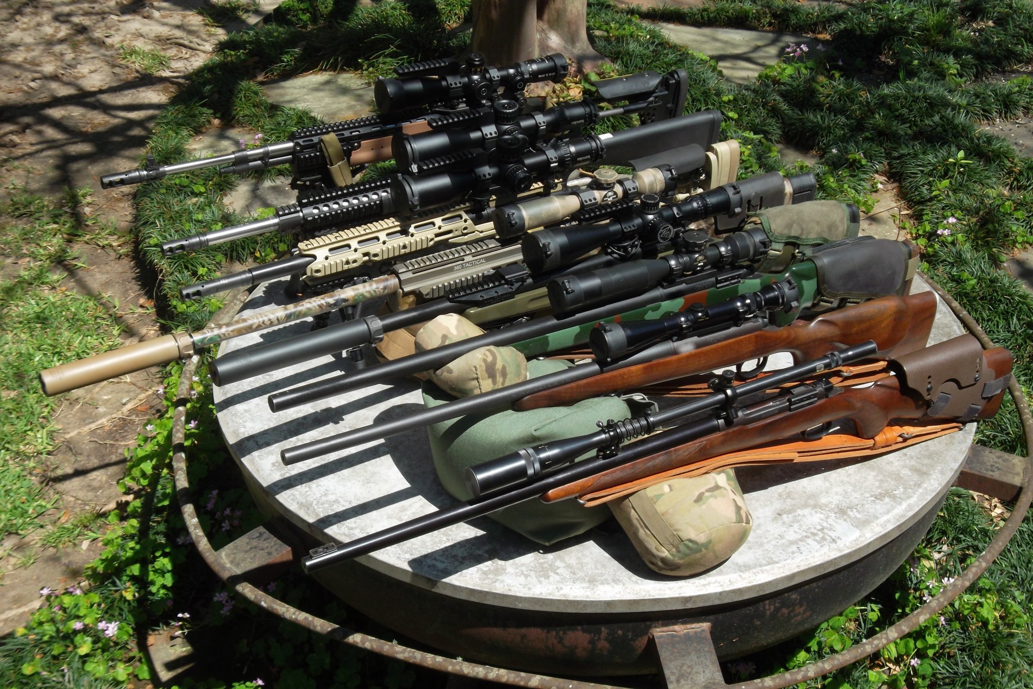 75 yrs of USMC Sniping - Family Photo.JPG