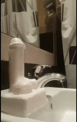 8A71B71B-AFA3-48B5-87F2-E6699844C04E.gif