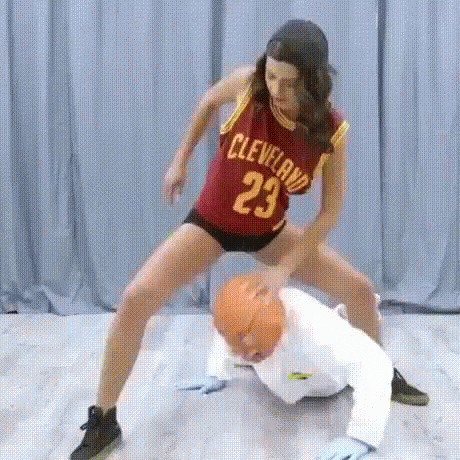 8FDD0403-4C5F-4564-BCF3-2ECBF4F507E5.gif