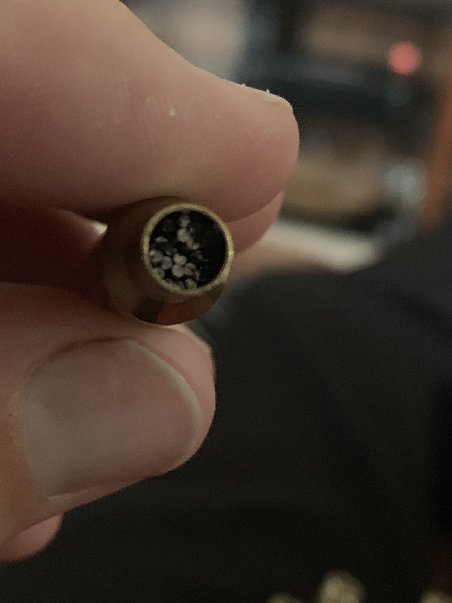 7095993