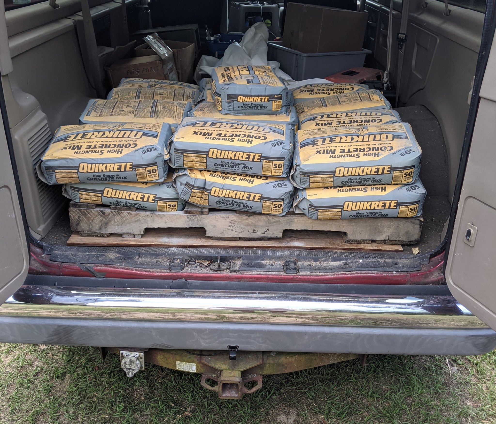 a_1250lbs_concretemix copy.jpg