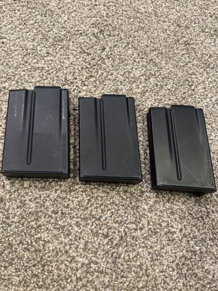 accumag3082.jpg
