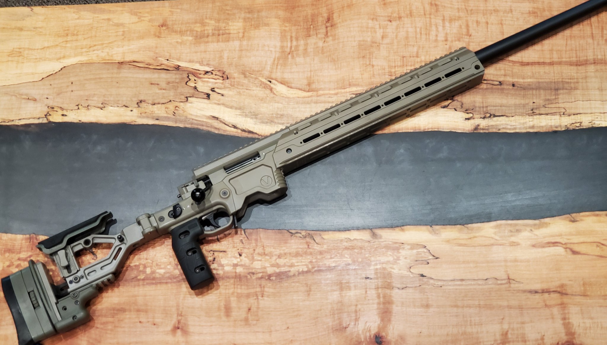 AIAX elite.jpg