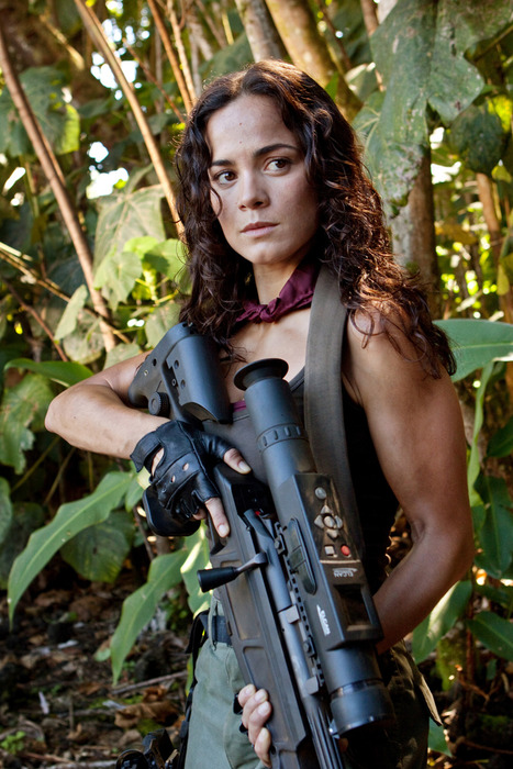 AliceBragaIsabelleBlaserl93lrs1.jpg