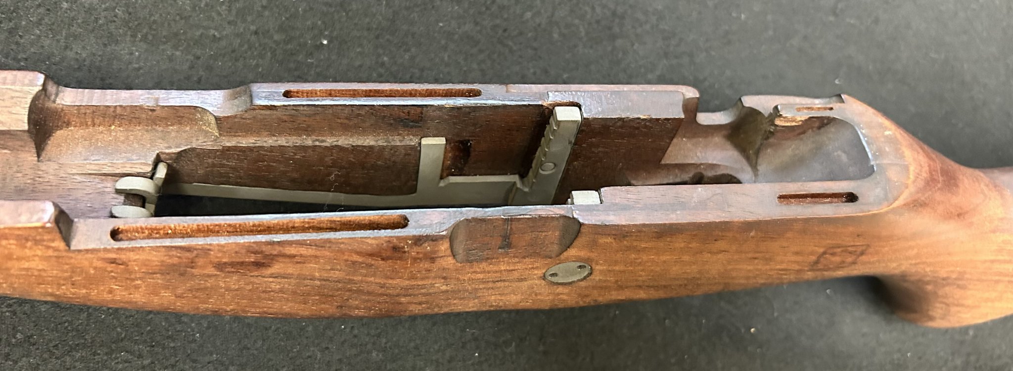 AMTU_walnut_modified_stock_liner.jpg