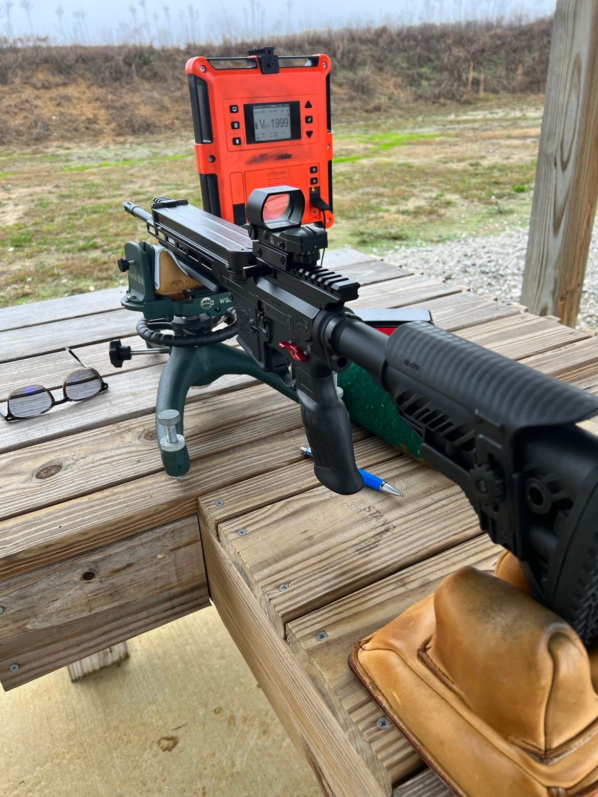 AR 5.7X28.jpg