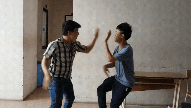 B1BC86A1-5CF9-49C9-BD29-EBADB897D82A.gif