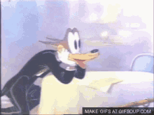 B51A7CB0-5284-4D3A-B41D-572D00D511A1.gif