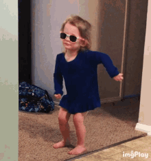 B5778605-7513-4F1E-868B-41DF55E475E2.gif