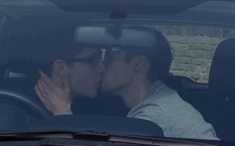 BE5502D3-FE59-4246-9949-426CCF6B12FD.gif