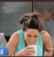 BEB91632-DC1D-476A-96EE-83D5DF9F6B1D.gif