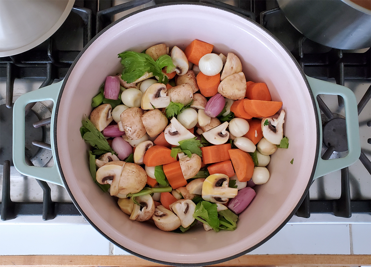 beefstew.22.1113.03.vegpot.jpg